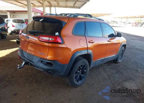 2016 Jeep Cherokee Trailhawk z USA, uszkodzony, nr VIN 1C4PJMBS1GW341268